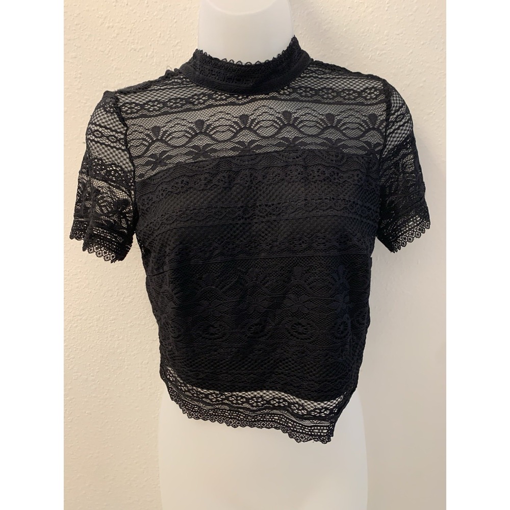 Guess Adelaide Lace Cropped Top Size S - Picture 2 of 6